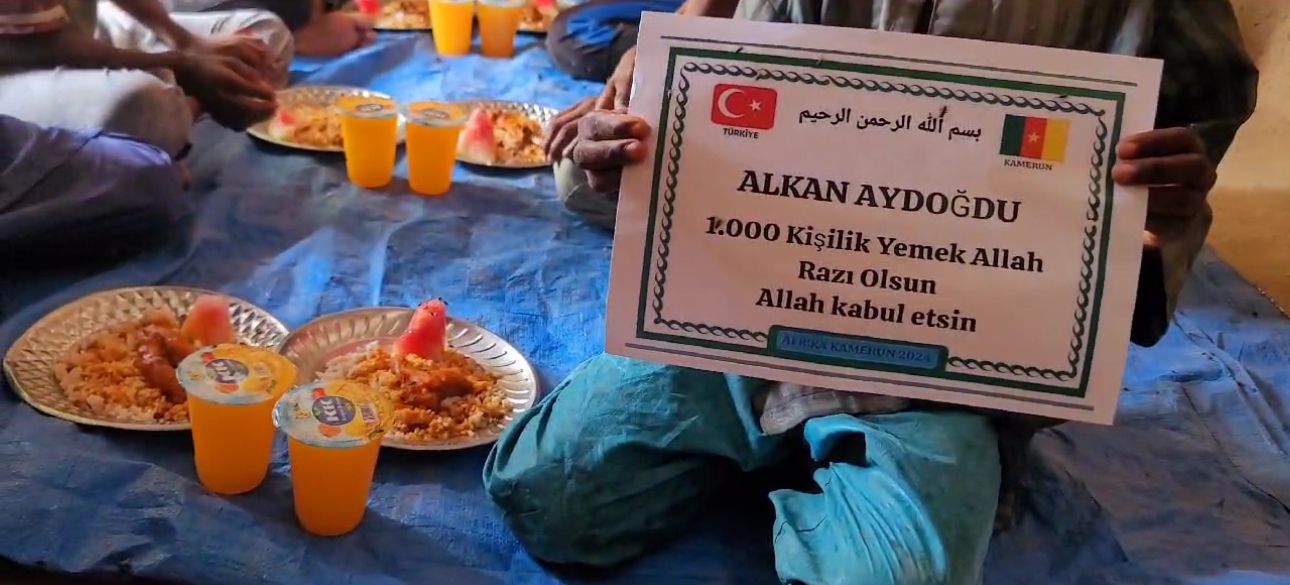 YARDIM SEVER İŞ İNSANI ALKAN AYDOĞDU KAMERUN ‘ A 1.000 KİŞİLİK GIDA YARDIMI !
