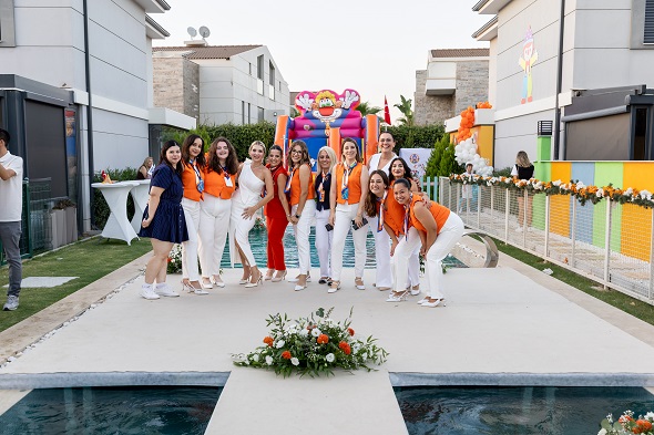 Gymboree Play&Music İzmir şubesi 1.Yılını Görkemli Bir Lansman İle Kutladı