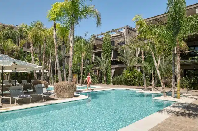 Alaçatı’da Lüks Otel Deneyimi ile Yeniden Keşif